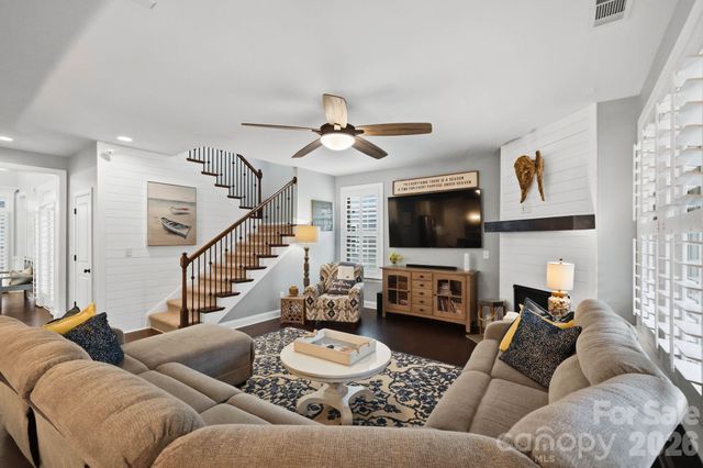 109 Heron Cove Loop, Mooresville, NC 28117