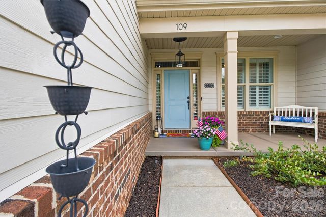 109 Heron Cove Loop, Mooresville, NC 28117