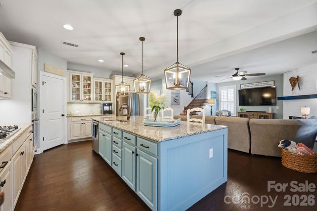 109 Heron Cove Loop, Mooresville, NC 28117
