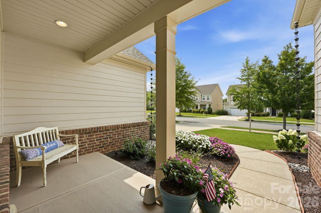 109 Heron Cove Loop, Mooresville, NC 28117