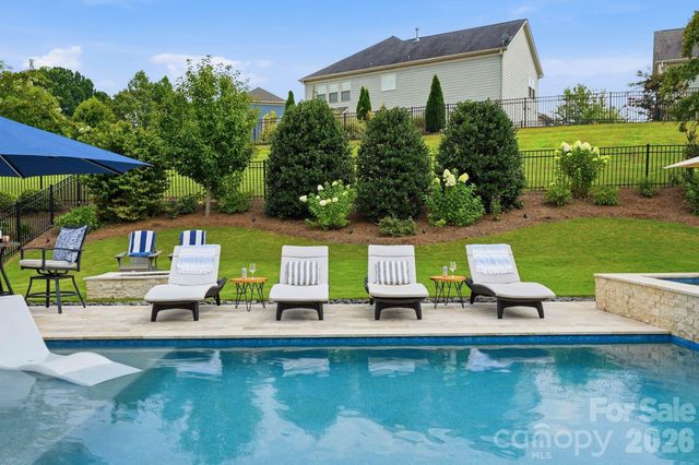 109 Heron Cove Loop, Mooresville, NC 28117