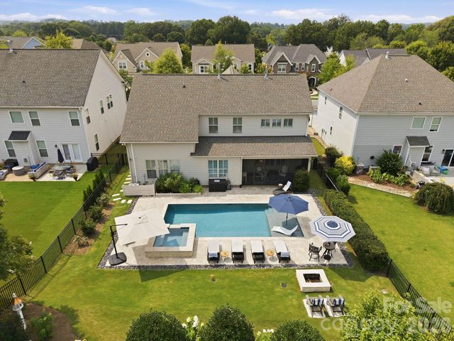 109 Heron Cove Loop, Mooresville, NC 28117