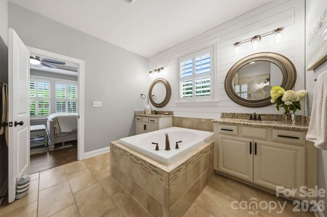 109 Heron Cove Loop, Mooresville, NC 28117