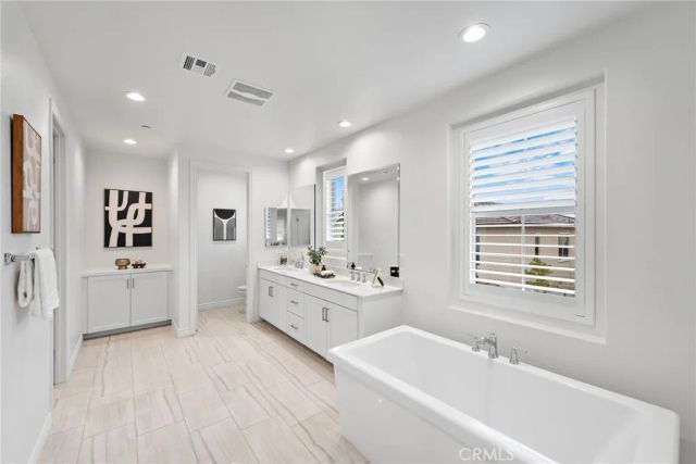 141 Lovelace, Irvine, CA 92620