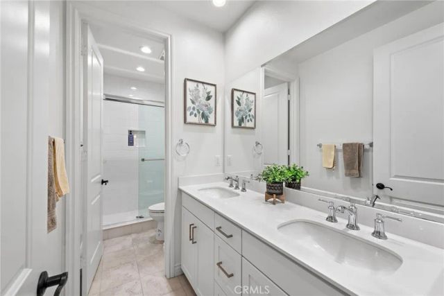 141 Lovelace, Irvine, CA 92620