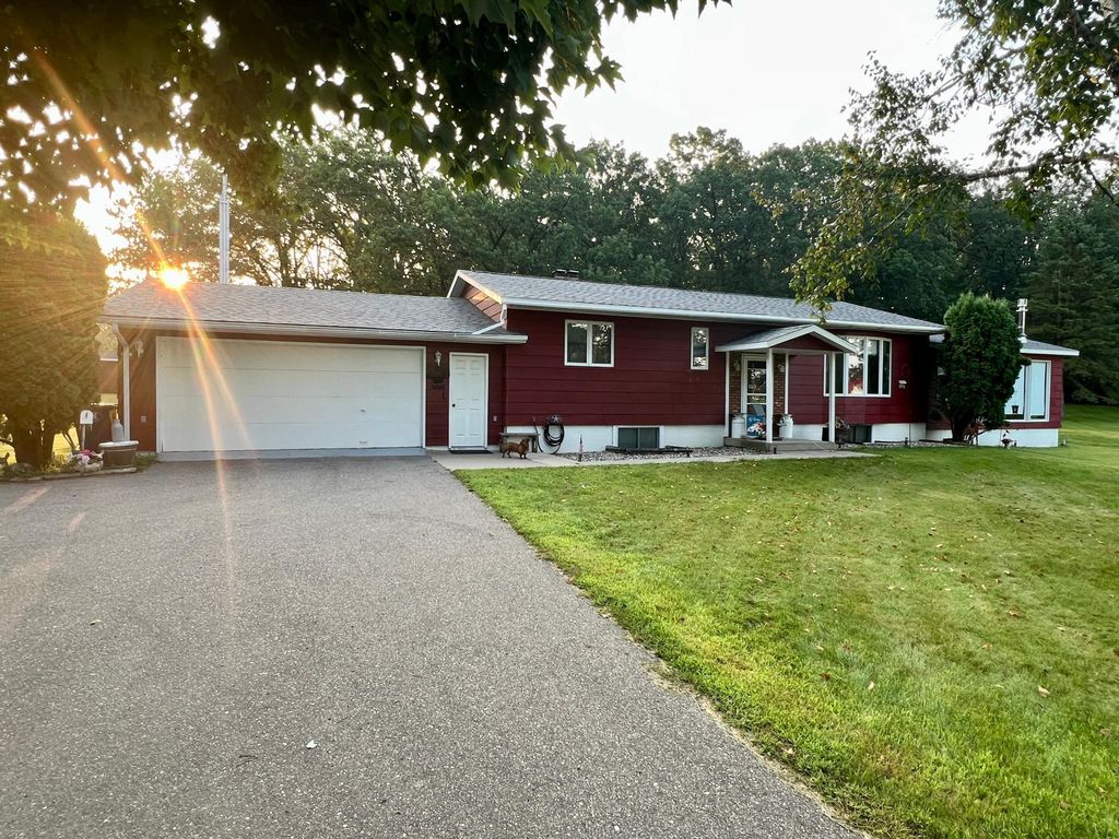 15536 129th Avenue, Wadena, MN 56482