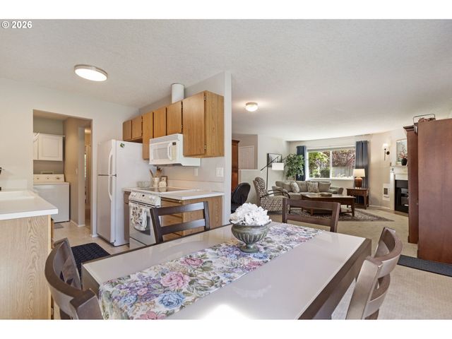 9305 Sw BROOKS BEND Pl, Portland, OR 97223