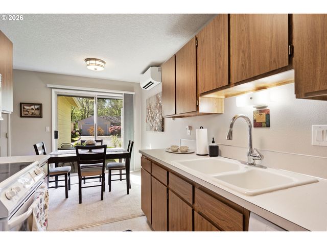 9305 Sw BROOKS BEND Pl, Portland, OR 97223
