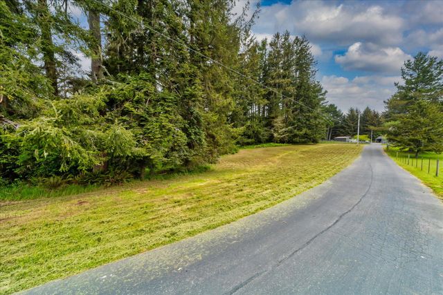 1711 Orrin'S Lane, Dows Prairie, CA 95519