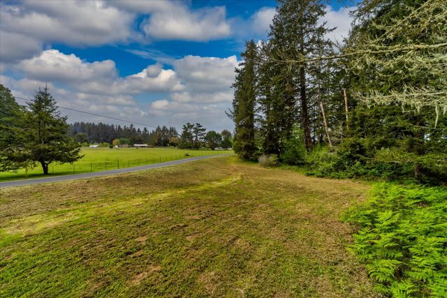 1711 Orrin'S Lane, Dows Prairie, CA 95519