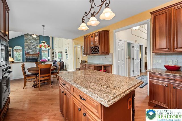 7447 Bell Gate Road, Lower Milford Twp, PA 18036