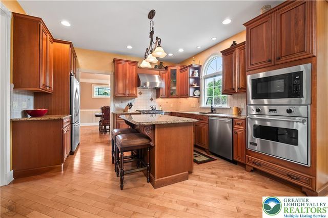 7447 Bell Gate Road, Lower Milford Twp, PA 18036