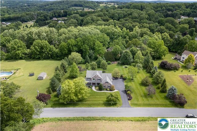 7447 Bell Gate Road, Lower Milford Twp, PA 18036