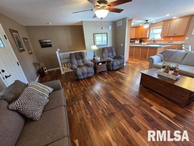 9251 N IL-148 Highway, Mt Vernon, IL 62864