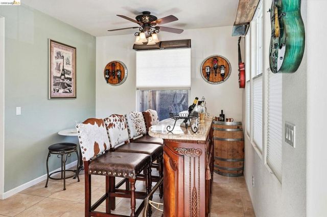 8861 Acorn Way, Gilroy, CA 95020