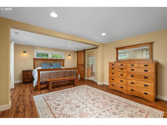 1450 KILLARNEY Dr, West Linn, OR 97068