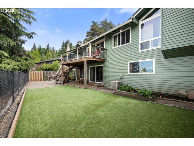 1450 KILLARNEY Dr, West Linn, OR 97068