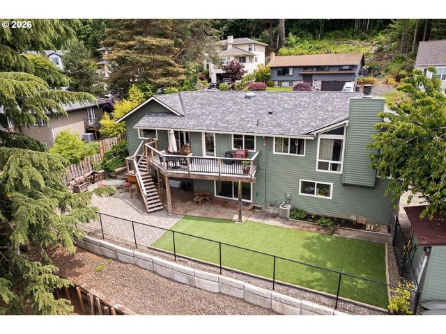 1450 KILLARNEY Dr, West Linn, OR 97068