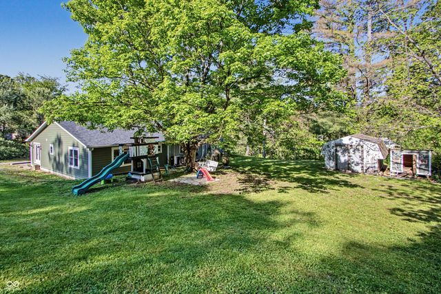 8563 N Lick Creek Road, Morgantown, IN 46160