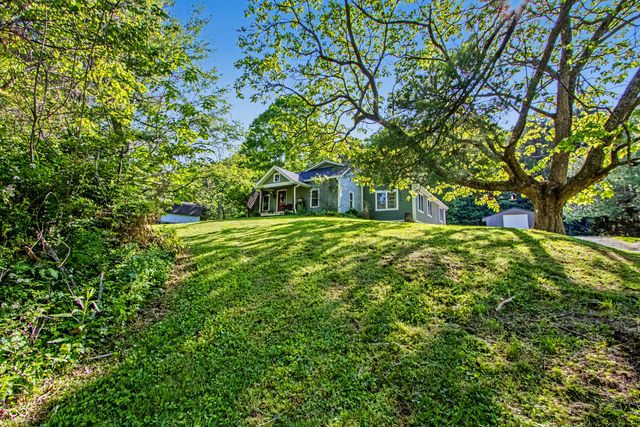 8563 N Lick Creek Road, Morgantown, IN 46160