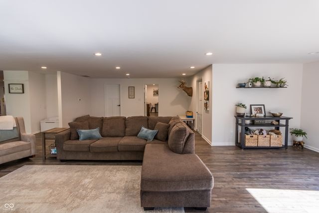 8563 N Lick Creek Road, Morgantown, IN 46160