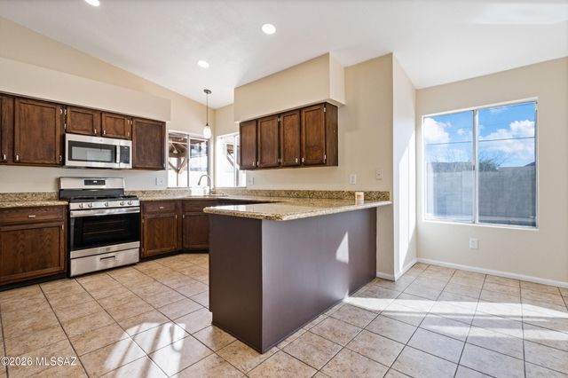 3401 W Avenida Del Pueblo, Tucson, AZ 85746