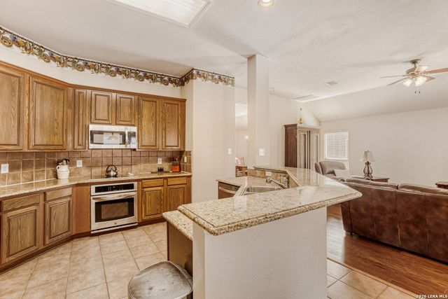 13126 Winding Creek, San Antonio, TX 78231