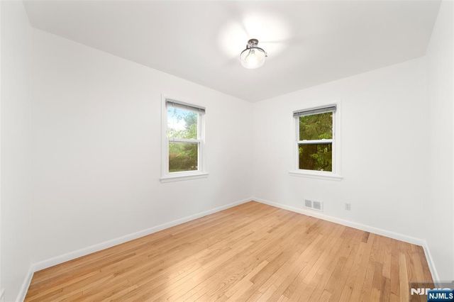 85 Serpentine Road, Demarest, NJ 07627