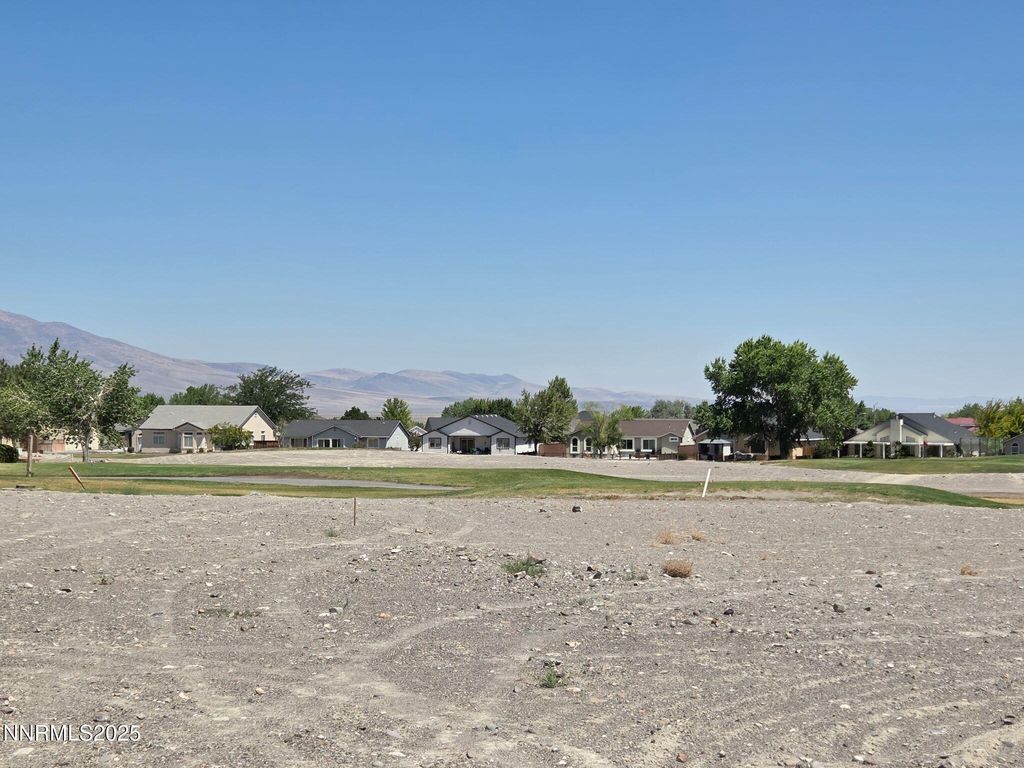1905 Seven Iron Court, Fernley, NV 89408
