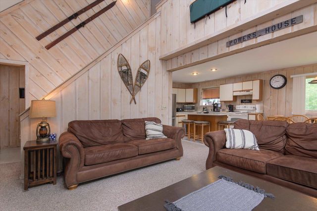 14 Mill Road, Dover, VT 05356