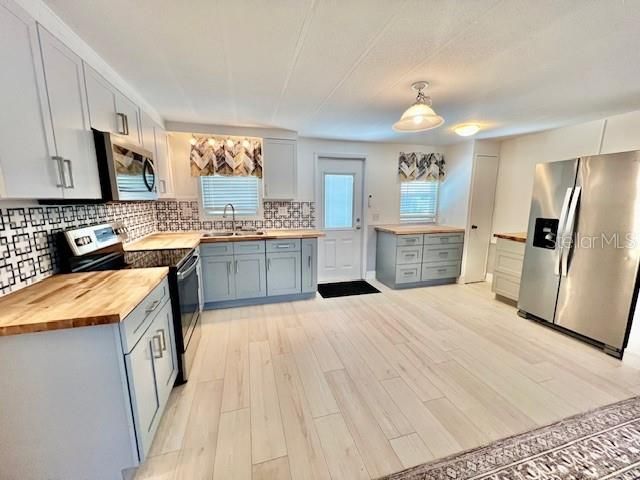 10810 FREEDOM DRIVE, Port Richey, FL 34668