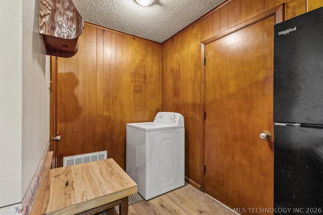 1296 Church Road, Silo, OK 74701