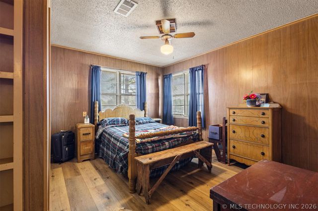 1296 Church Road, Silo, OK 74701