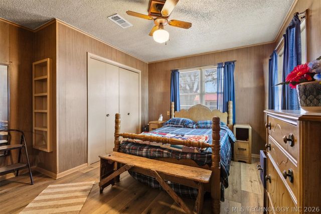 1296 Church Road, Silo, OK 74701