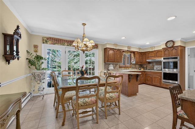 44 Koenig Drive, Oyster Bay Cove, NY 11771
