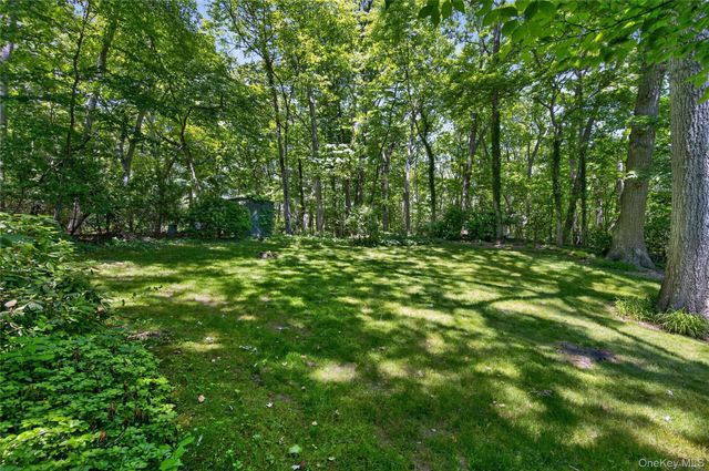44 Koenig Drive, Oyster Bay Cove, NY 11771