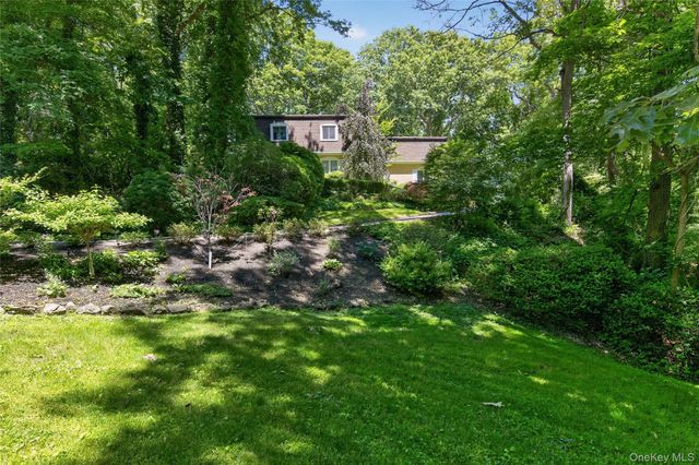 44 Koenig Drive, Oyster Bay Cove, NY 11771