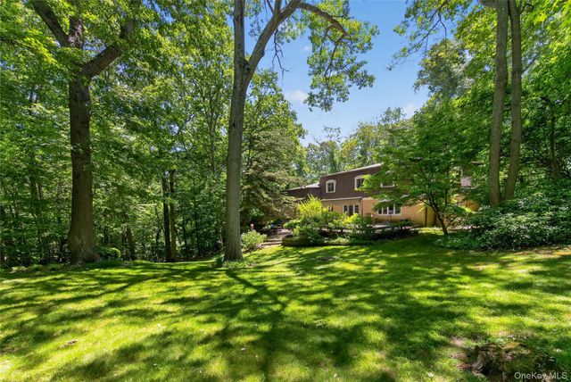 44 Koenig Drive, Oyster Bay Cove, NY 11771