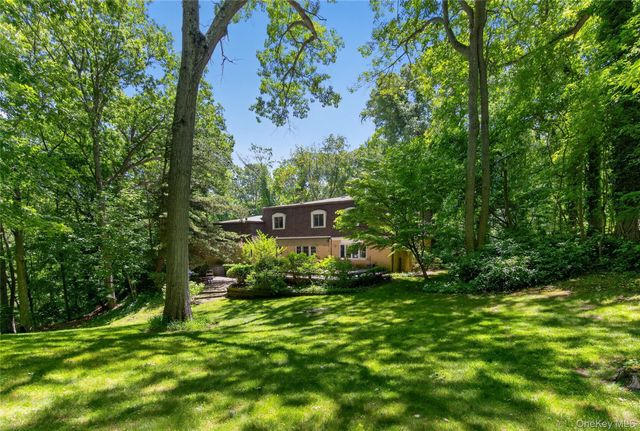 44 Koenig Drive, Oyster Bay Cove, NY 11771