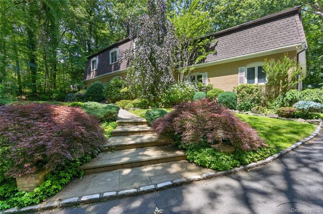 44 Koenig Drive, Oyster Bay Cove, NY 11771