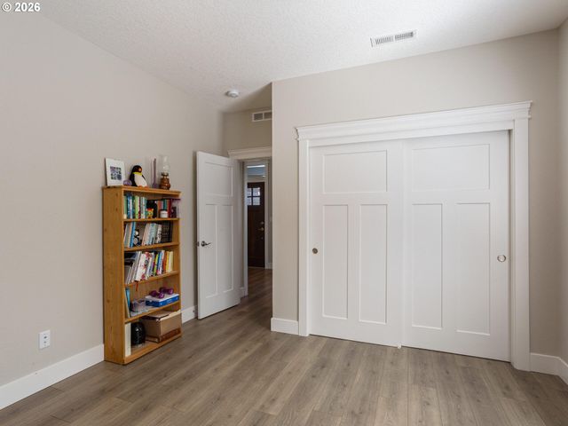 5607 Ne 134TH St, Vancouver, WA 98686