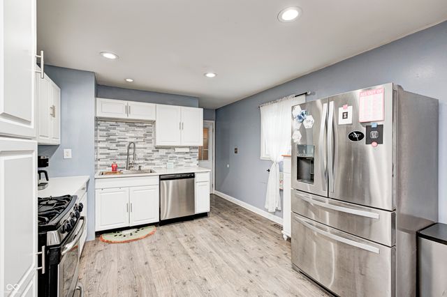 609 Maple Lane, Brownsburg, IN 46112