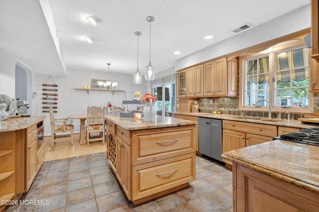 29 Bay Avenue, North Middletown, NJ 07748