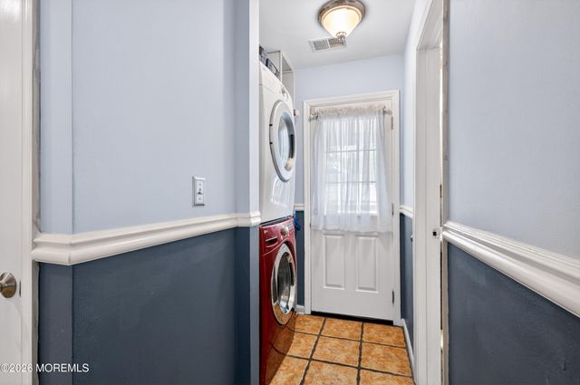 29 Bay Avenue, North Middletown, NJ 07748
