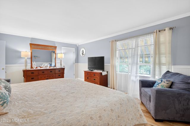 29 Bay Avenue, North Middletown, NJ 07748