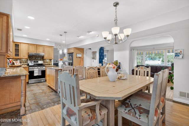 29 Bay Avenue, North Middletown, NJ 07748