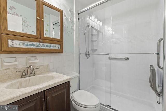 8605 JESSICA LN, Perry Hall, MD 21128