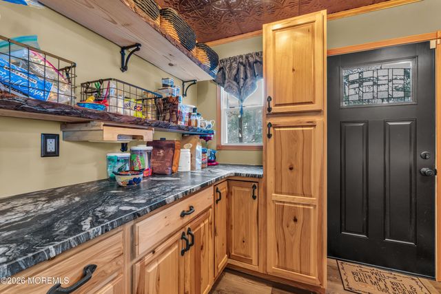 11 Mount Drive, Holmdel, NJ 07733