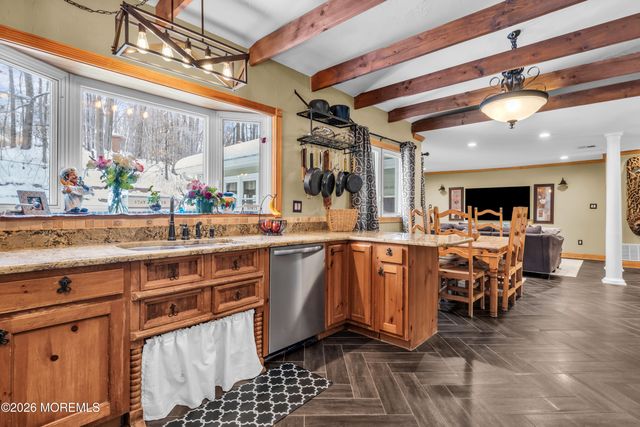 11 Mount Drive, Holmdel, NJ 07733