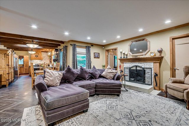 11 Mount Drive, Holmdel, NJ 07733